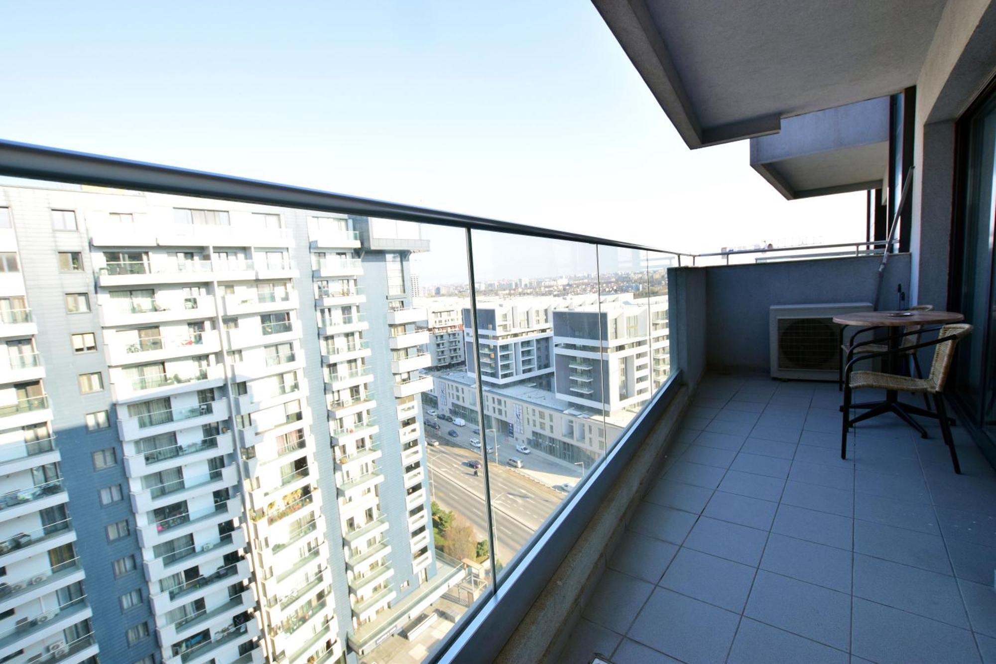 Upground Residence Apartments Bukarest Exteriör bild