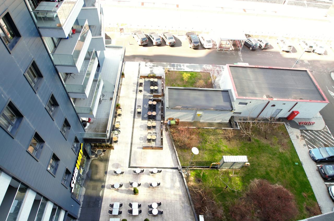 Upground Residence Apartments Bukarest Exteriör bild